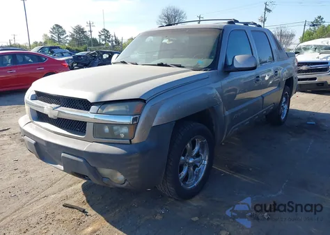 2003 Chevrolet Avalanche 1500 из США, поврежденный, VIN 3GNEC13T93G254175